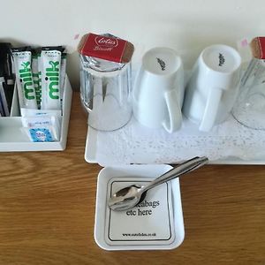 Standard Zimmer mit zwei Einzelbetten